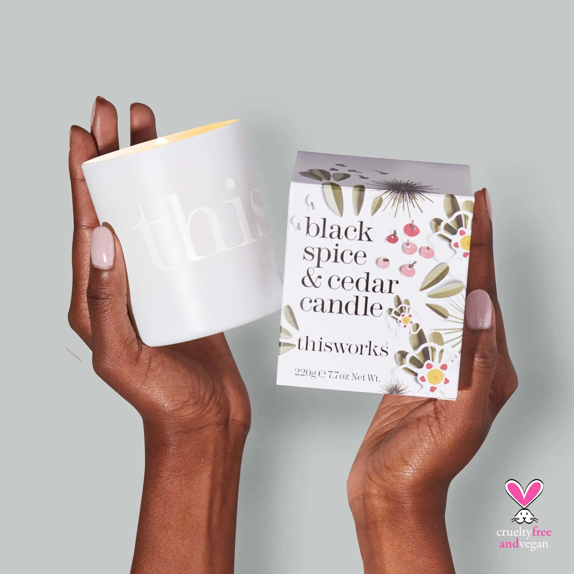 black spice & cedar candle - Image 4